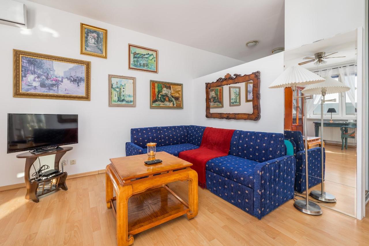 One Bedroom With Balcony In By Renters Apartament